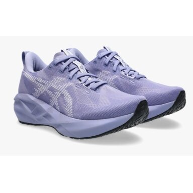 Moteriški bėgimo batai Asics NOVABLAST 5